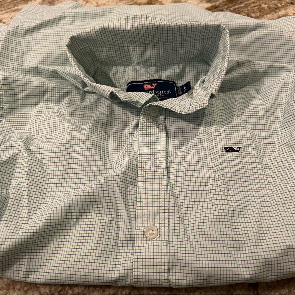 Vineyard Vines Checkered Kid’s Whale Shirt Size Large 16